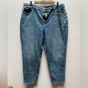 Lane Bryant Signature Fit Mid-Rise Boyfriend Jean - Medium Wash - Size 18